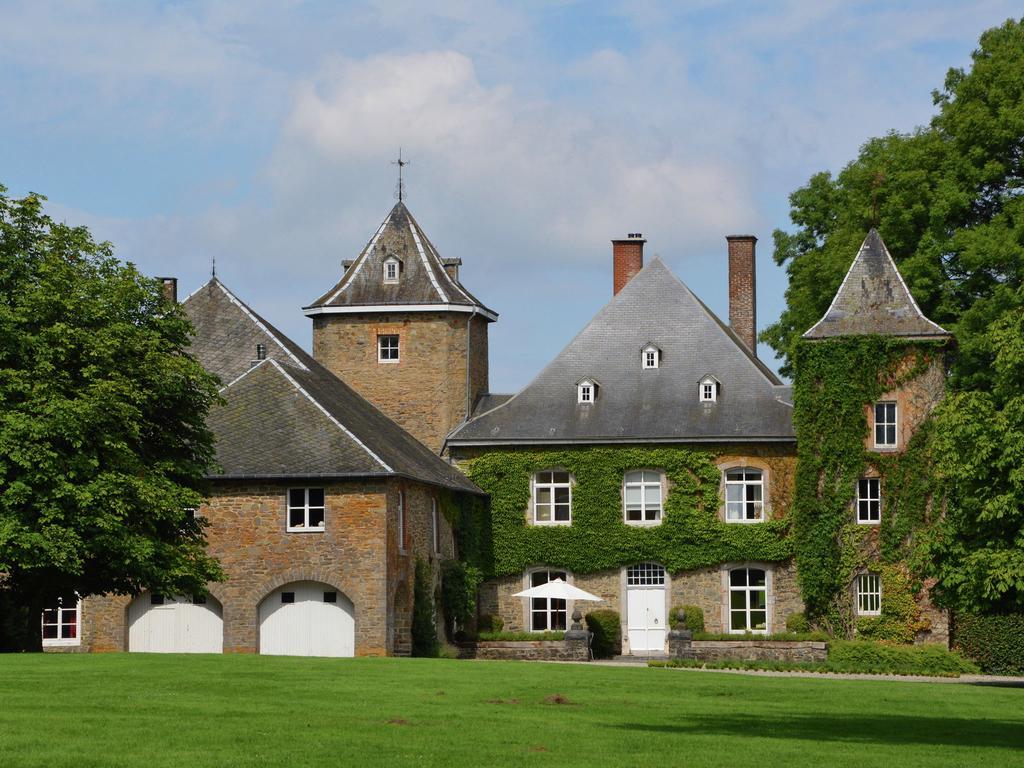 Delightful Castle In Bastogne With Bubble Bath 빌라 외부 사진