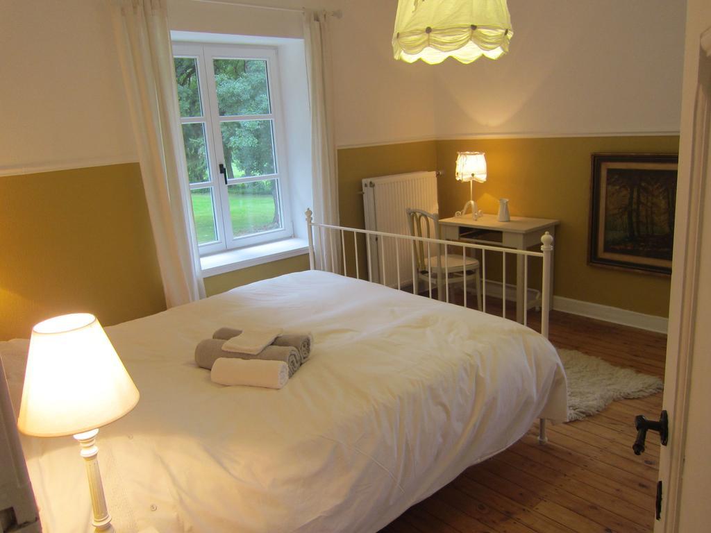 Delightful Castle In Bastogne With Bubble Bath 빌라 외부 사진